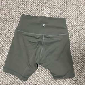 Lululemon biker short